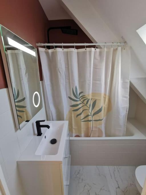 Apartment Le De Lourmel De 30m2 Au Calme